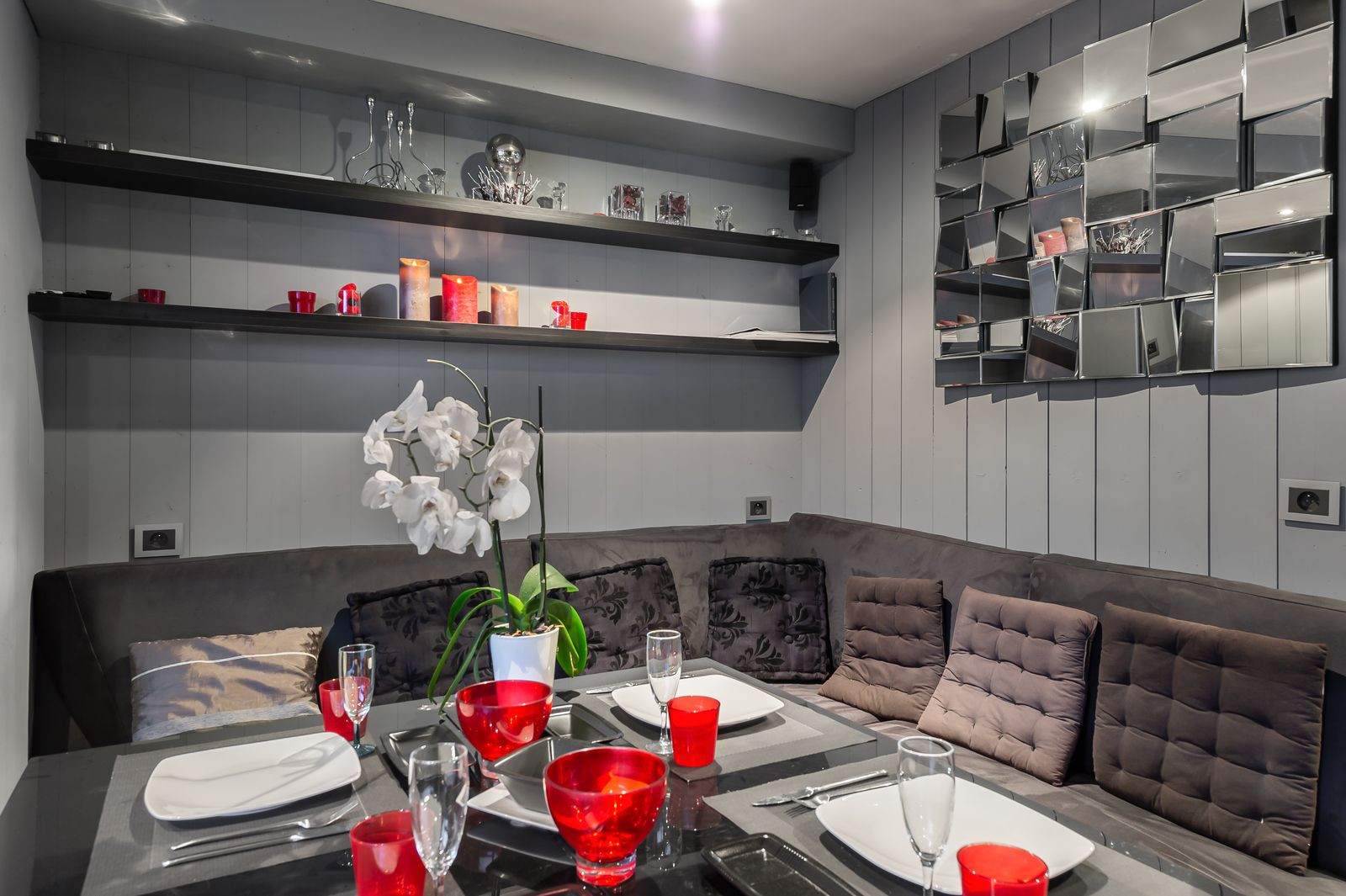 _lv_images__lot_0060510623_02_1449081