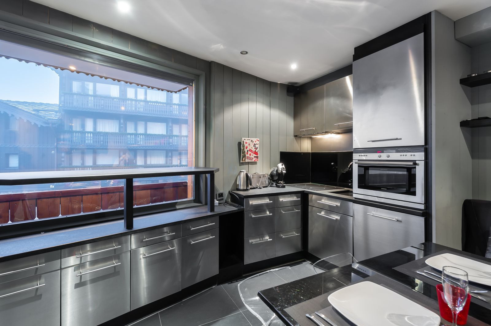 _lv_images__lot_0060510623_03_1449082