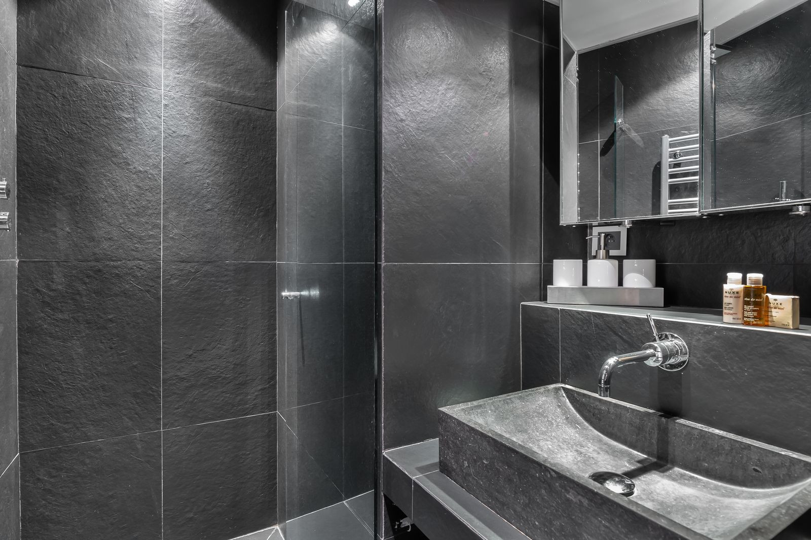 _lv_images__lot_0060510623_09_1449088