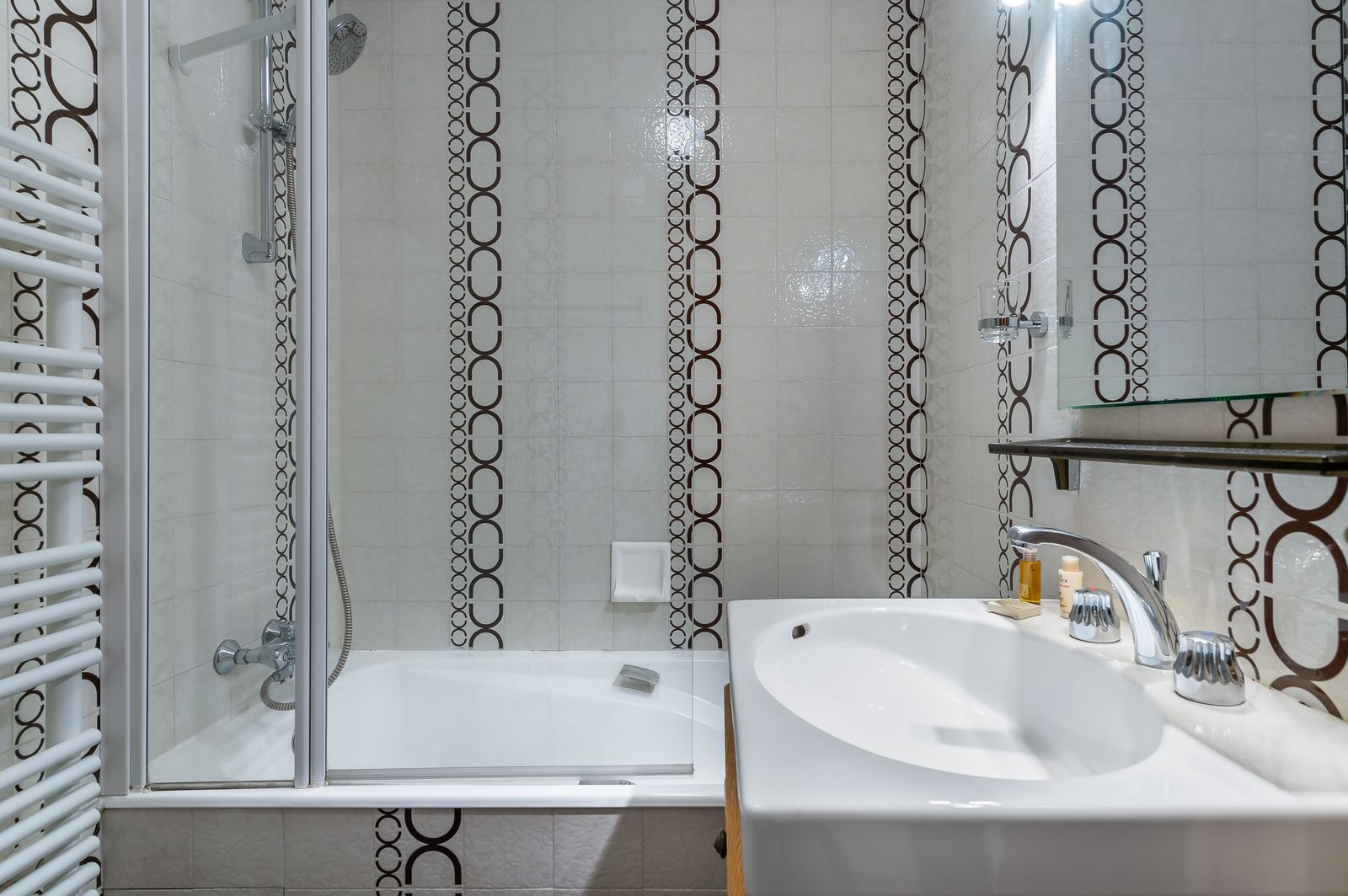 _lv_images__lot_0060510627_07_1449108