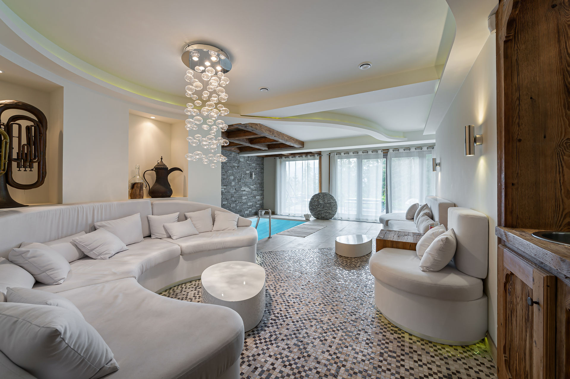 _lv_images__lot_0060510805_14_1445615