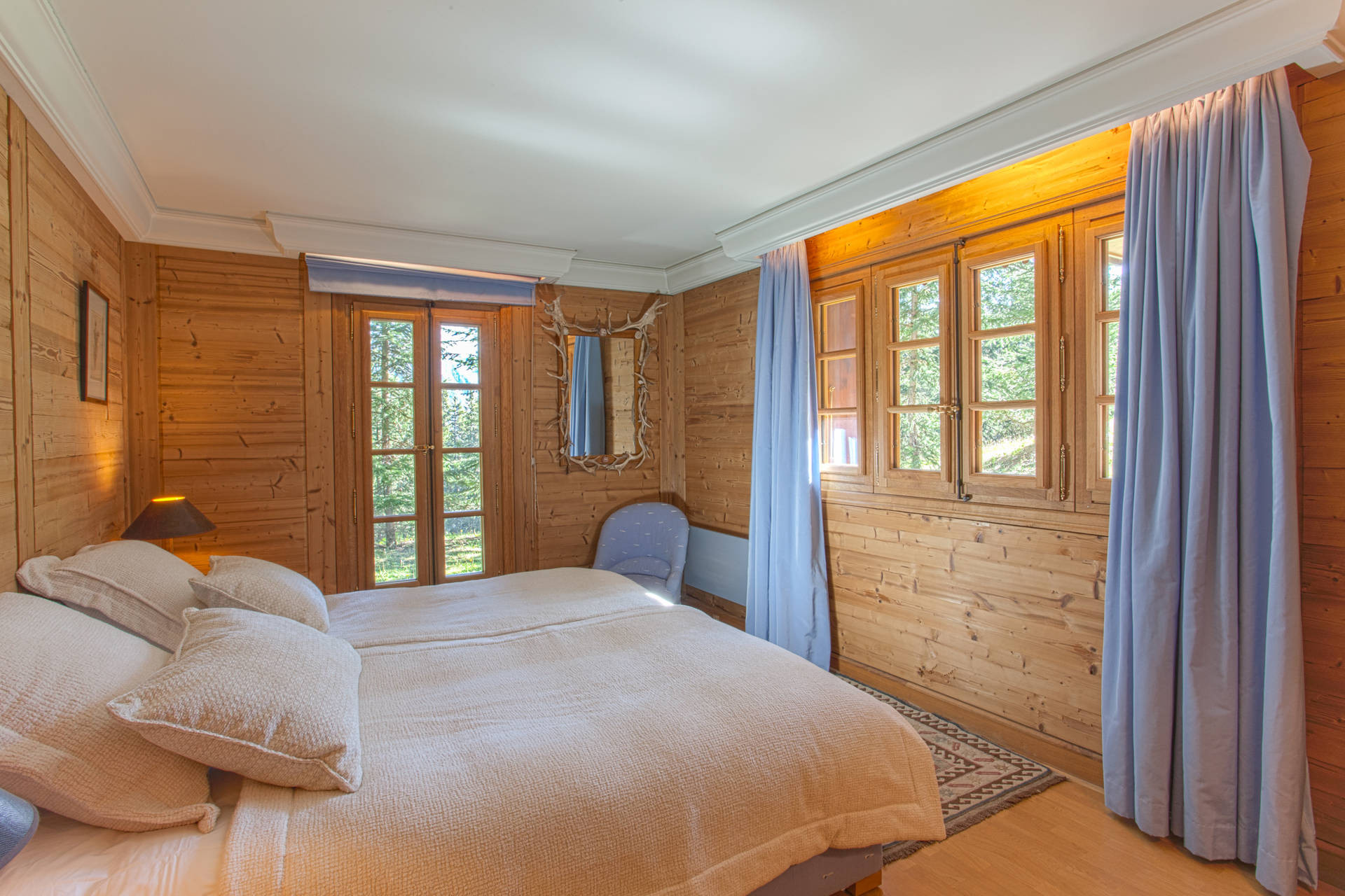 _lv_images__lot_0060511061_05_1448163