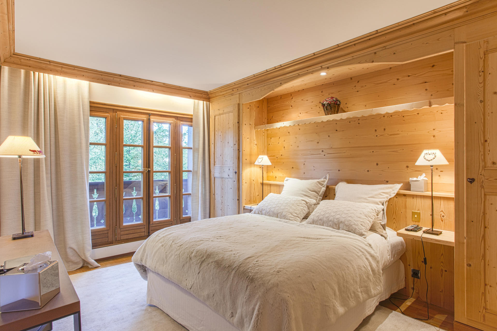 _lv_images__lot_0060511061_13_1448171