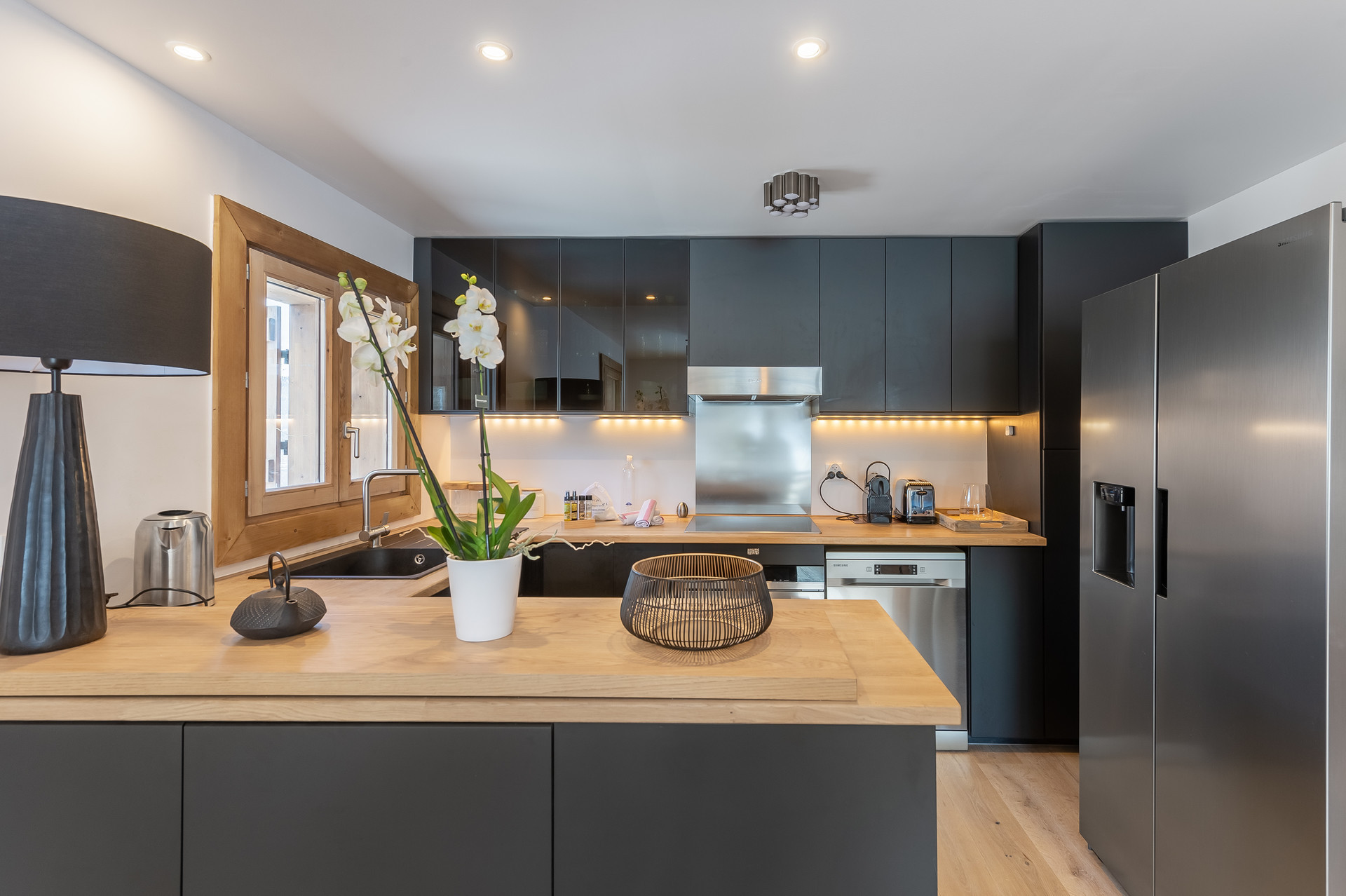 _lv_images__lot_0060511389_04_1444978