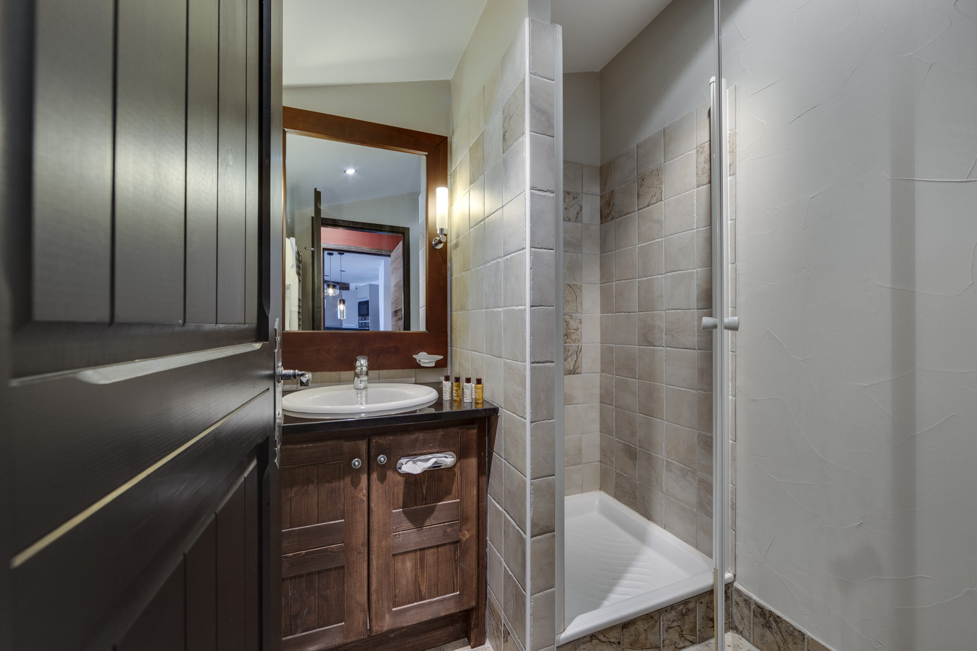 _lv_images__lot_0074061473_09_1447837