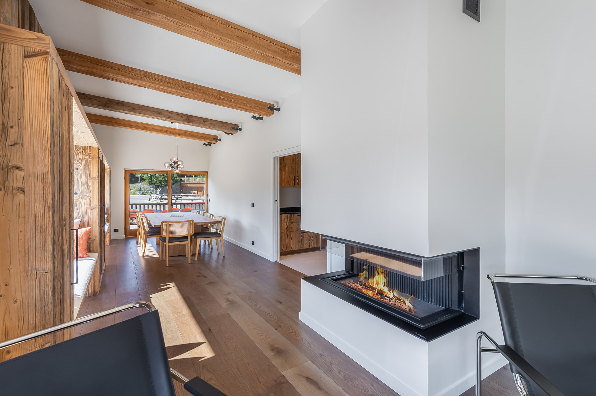 _lv_images__lot_0074061485_05_1447997