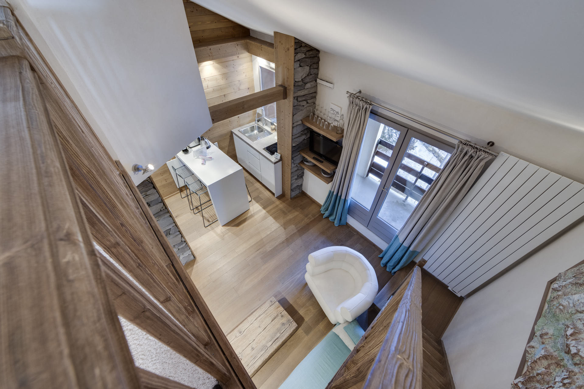 _lv_images__lot_0074061605_08_1446923