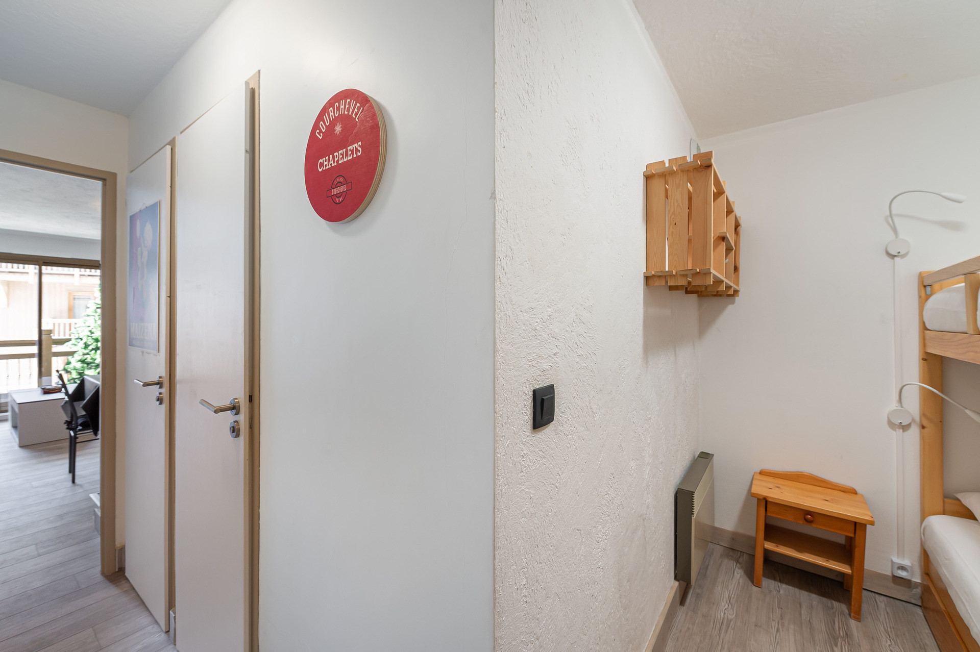 _lv_images__lot_0074061610_08_1445465