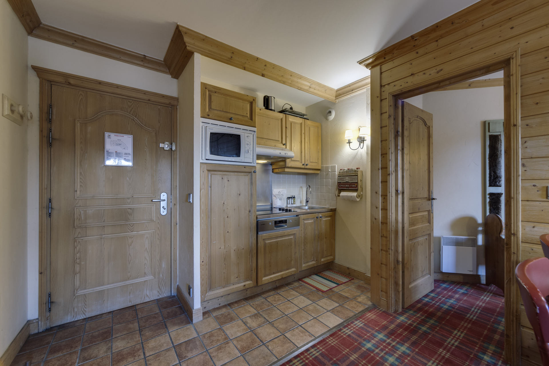 _lv_images__lot_0074061686_08_1447789