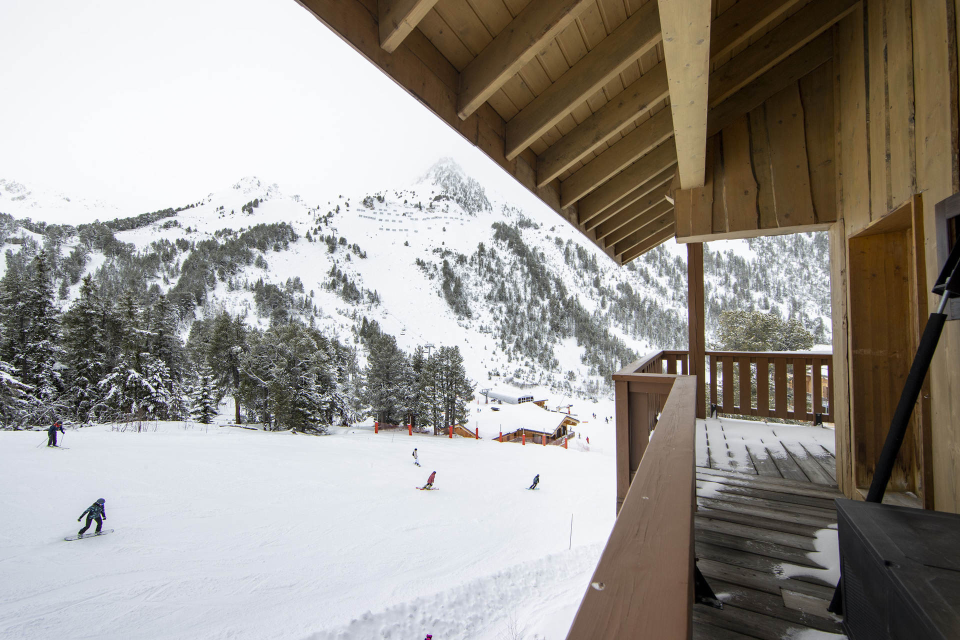 _lv_images__lot_0074061741_13_1447962