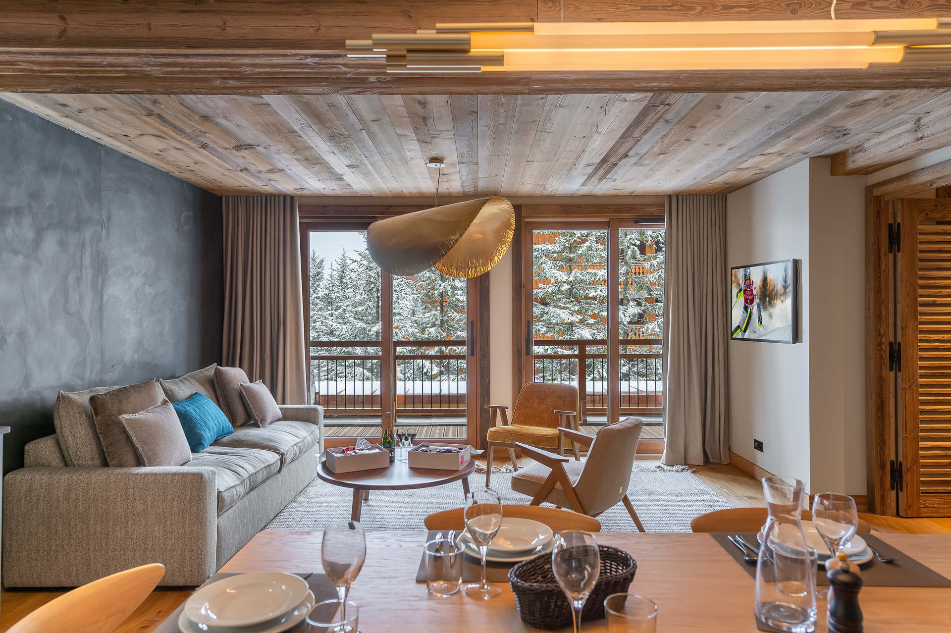 _lv_images__lot_0074061761_04_1444454