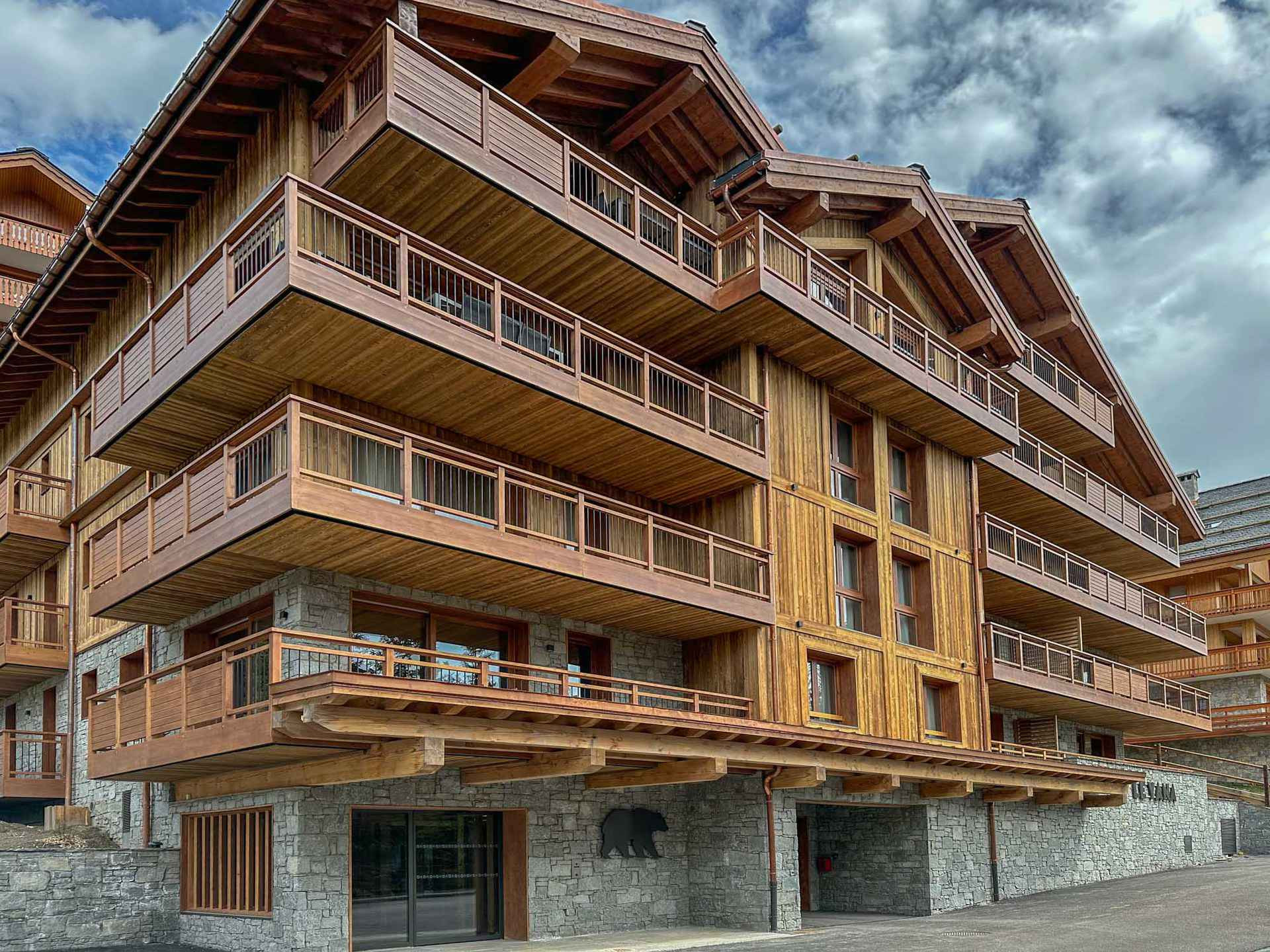 _lv_images__lot_0074061761_16_1444466