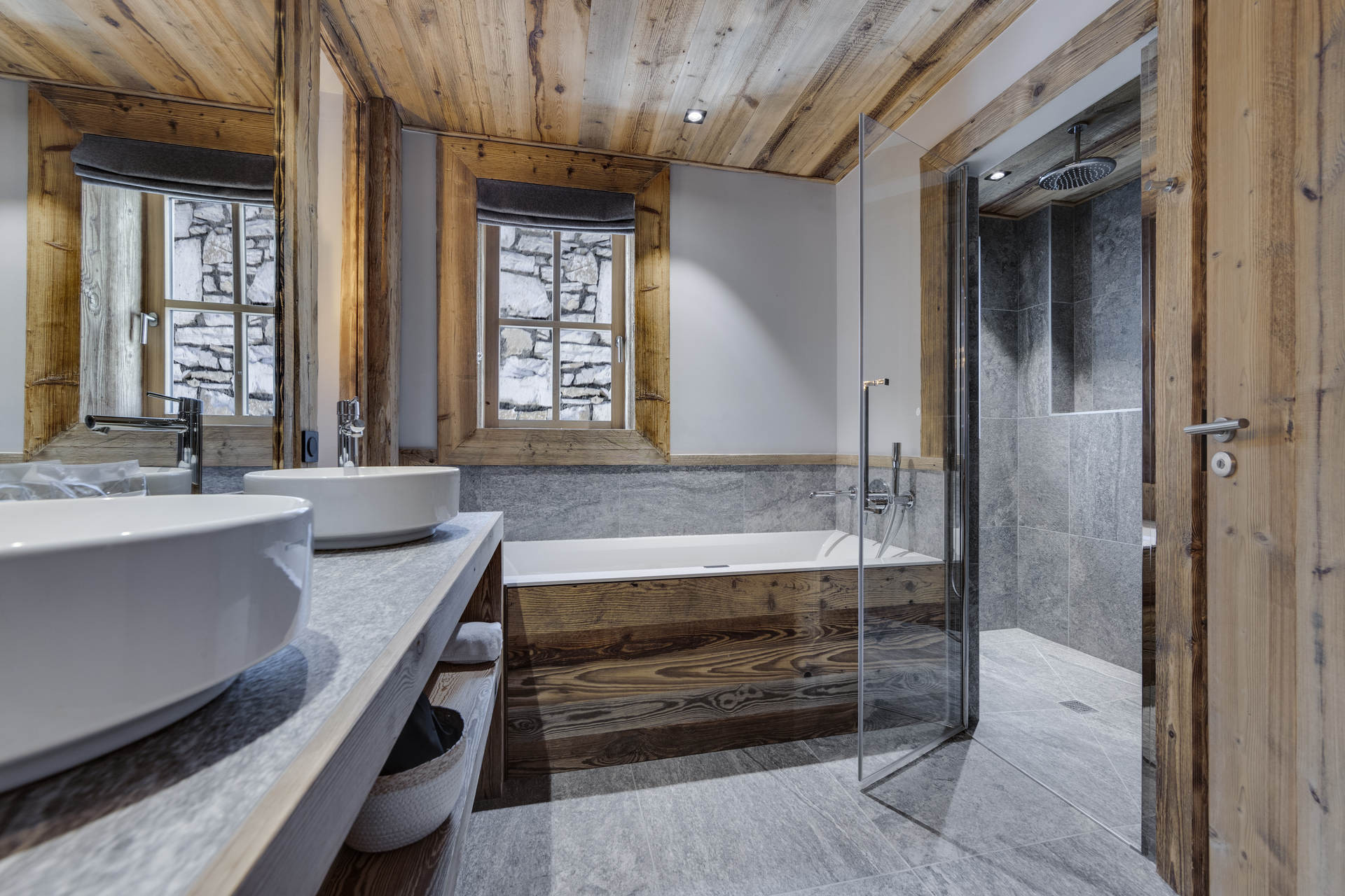 _lv_images__lot_0074061915_14_1446410