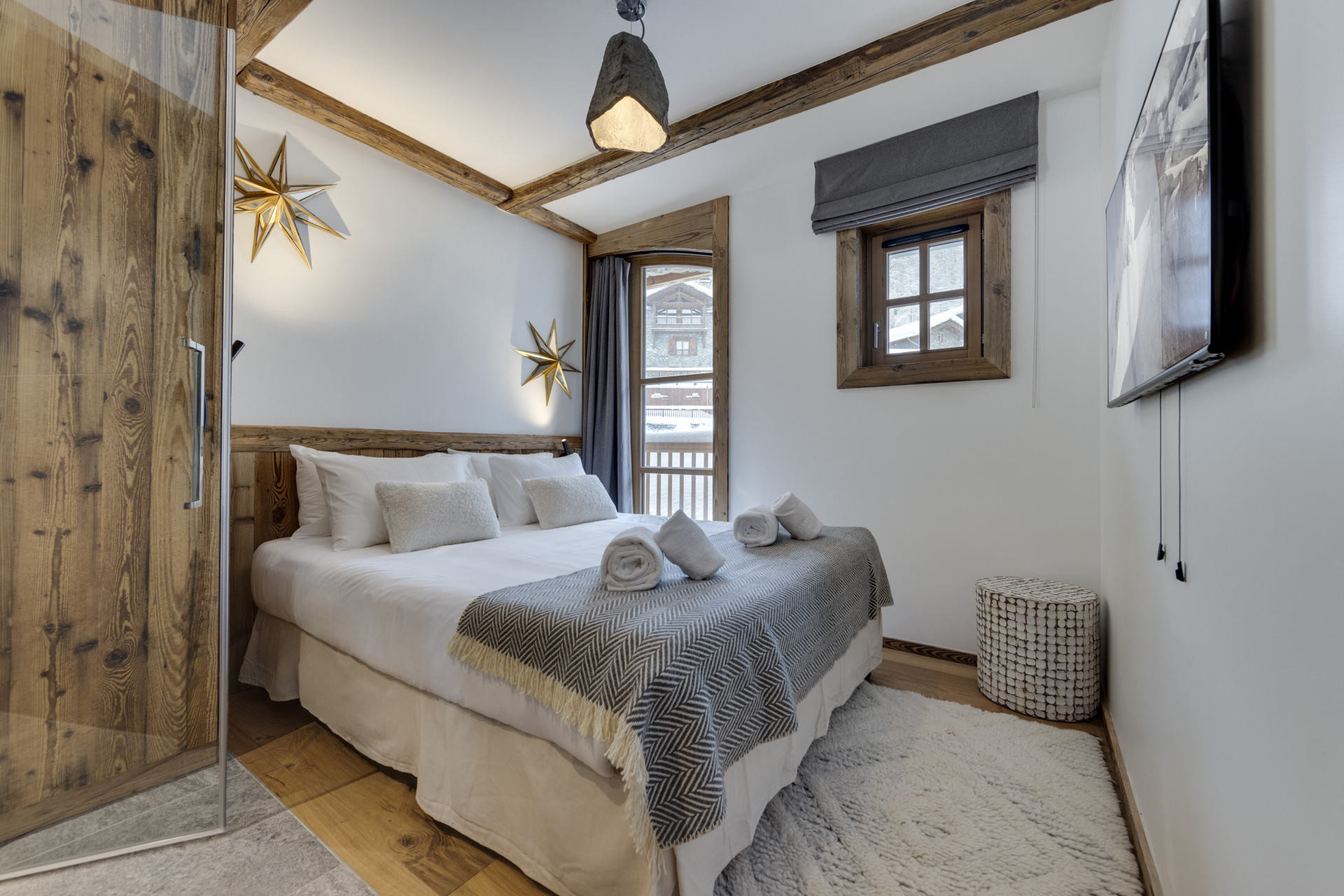 _lv_images__lot_0074061927_04_1446844