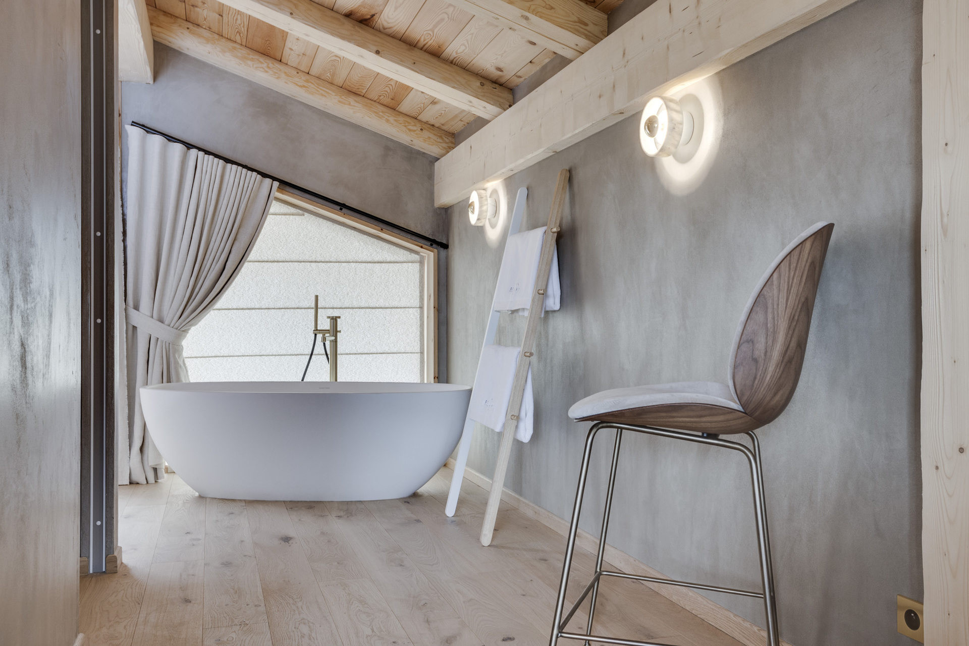 _lv_images__lot_0074061957_15_1362421