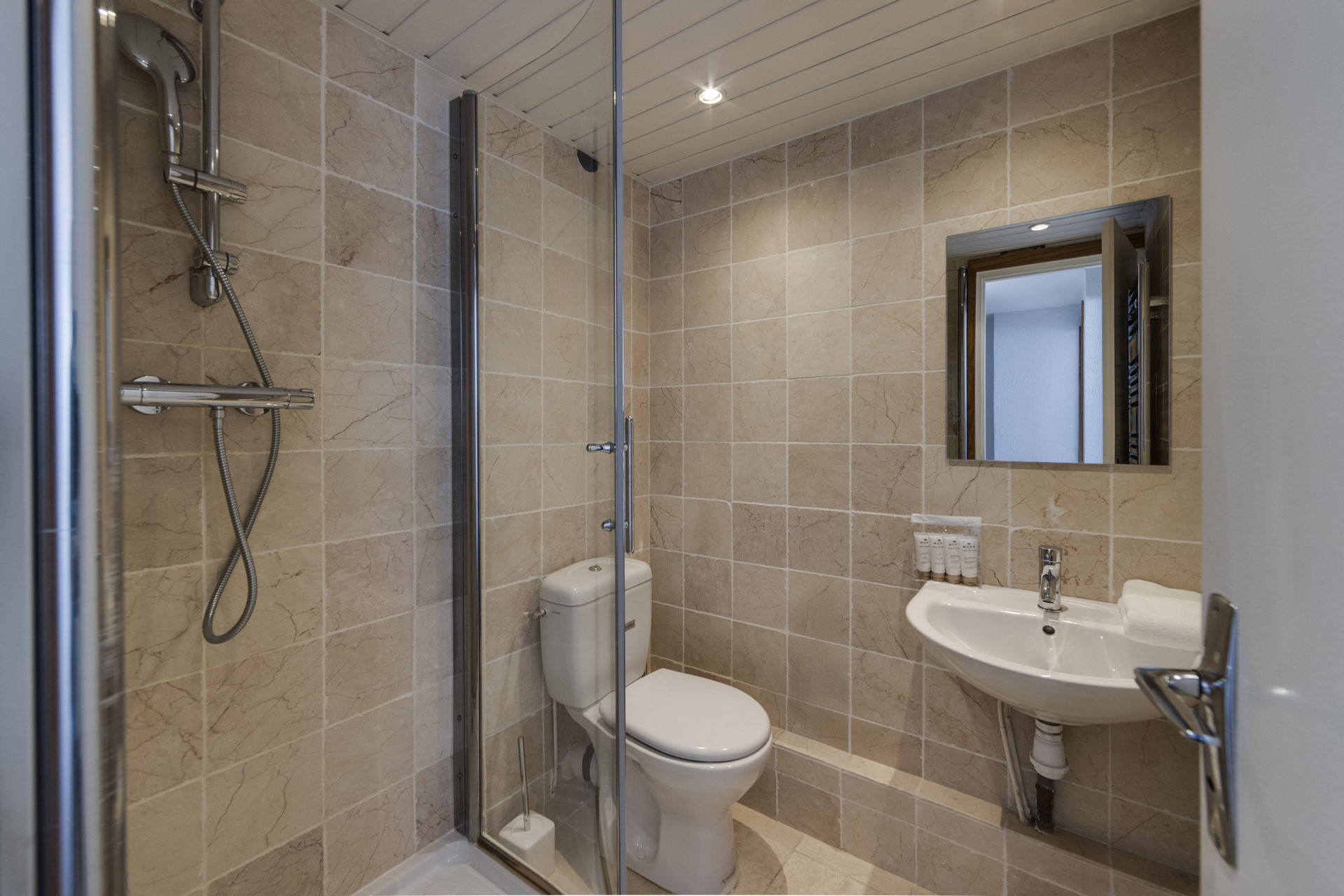 _lv_images__lot_0075100801_14_1447360 _lv_images__lot_0075100801_14_1447360