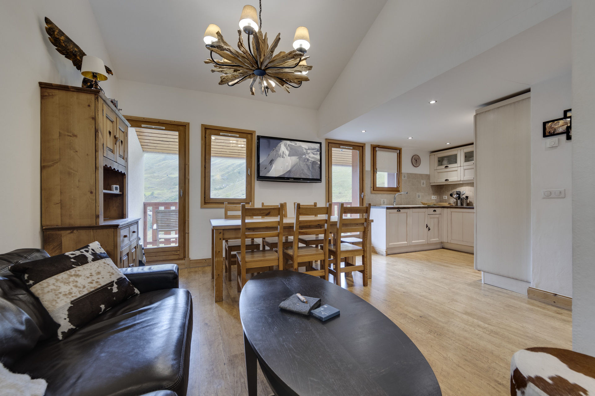 _lv_images__lot_0075170017_01_1447175