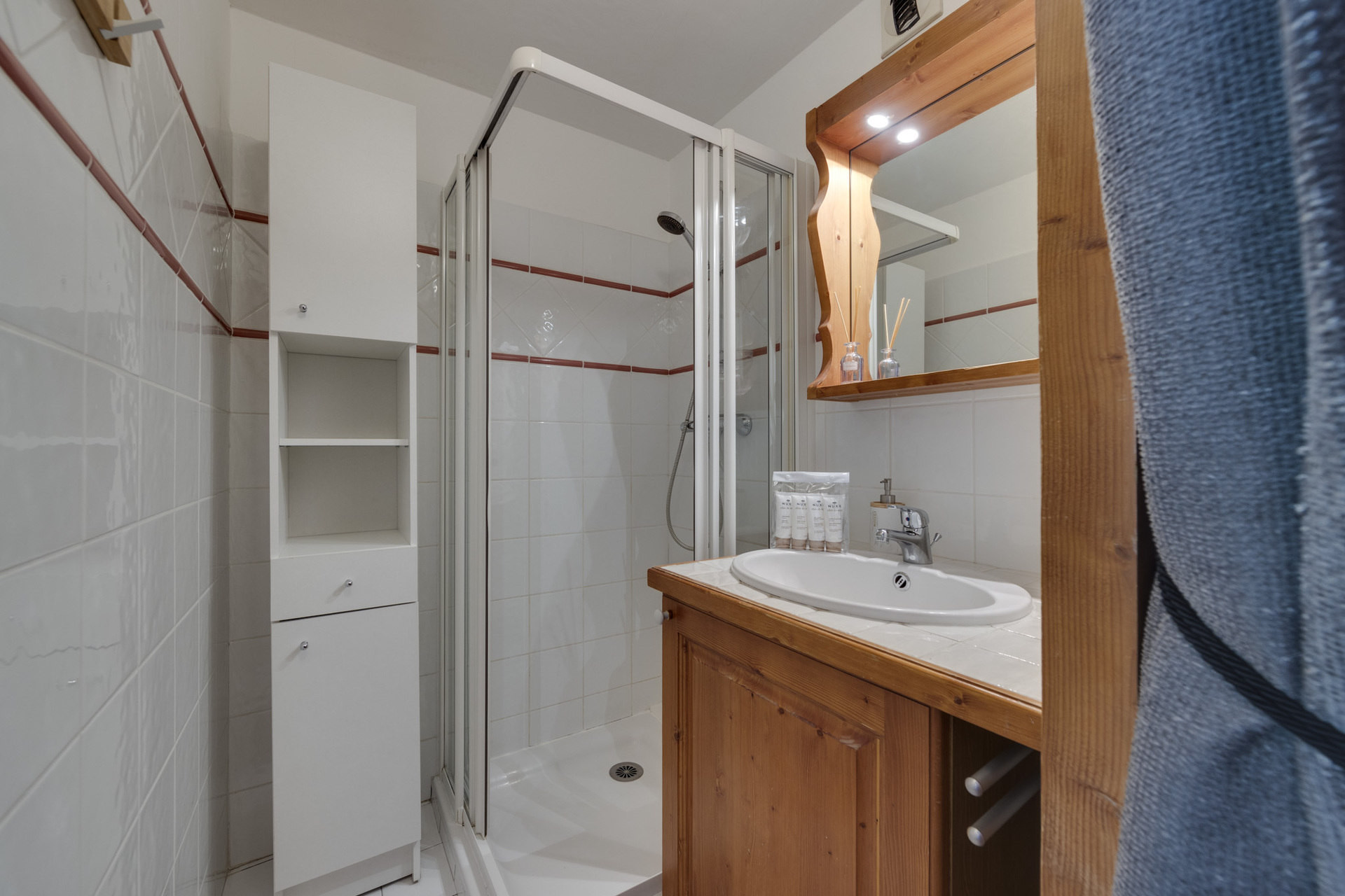 _lv_images__lot_0075230318_09_1447317