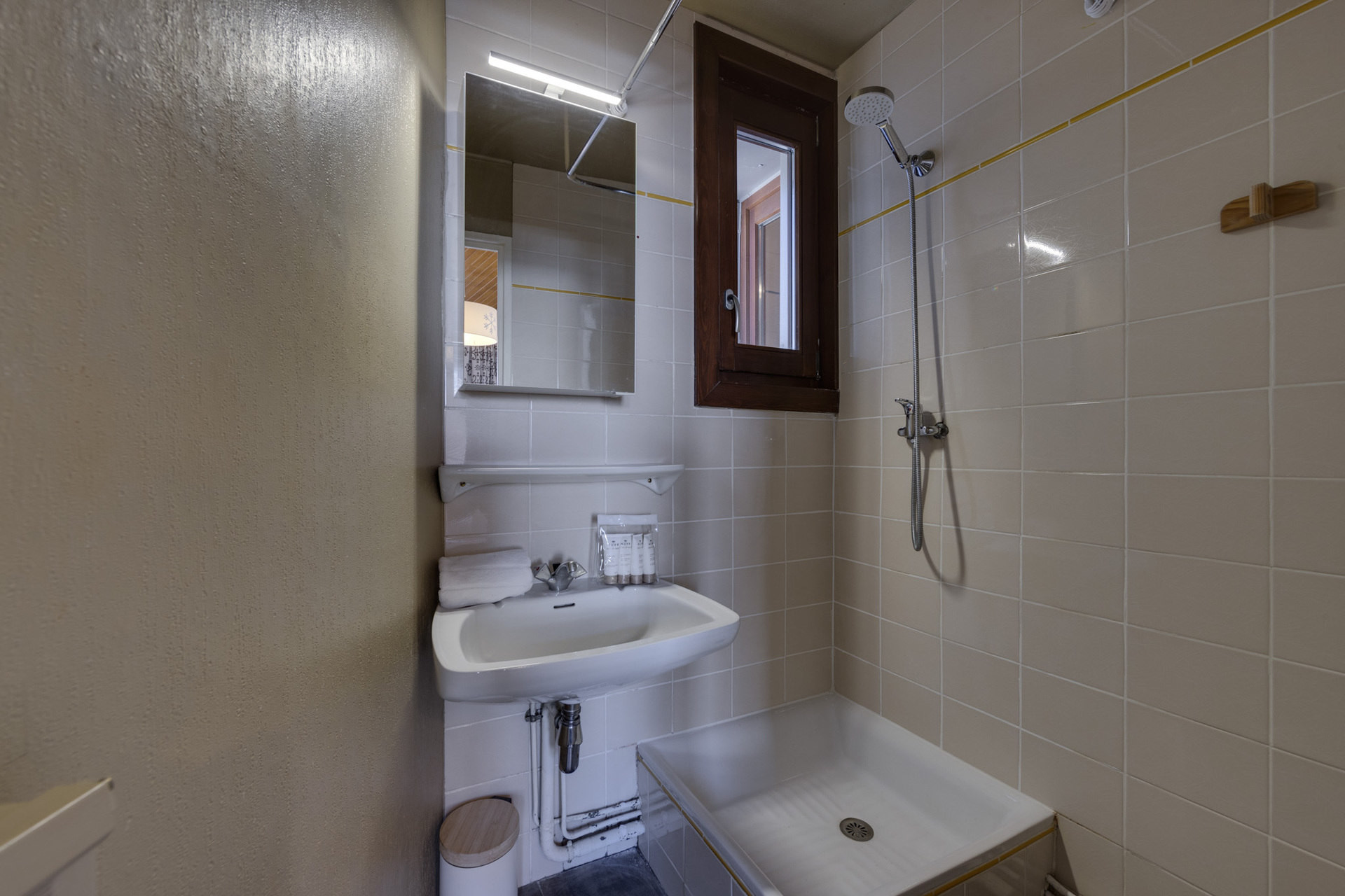 _lv_images__lot_0075553350_09_1447214