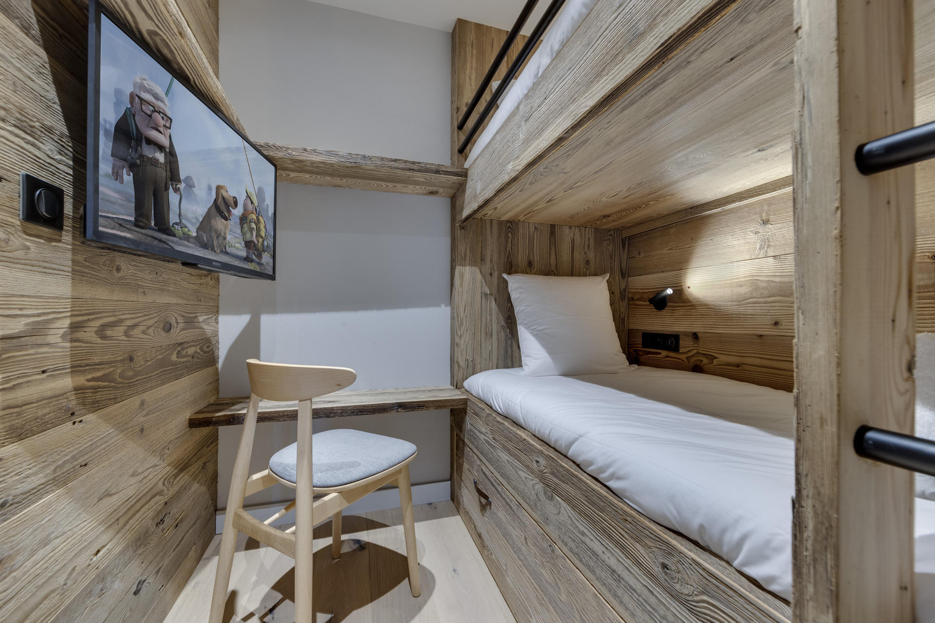 _lv_images__lot_0075553775_08_1446300