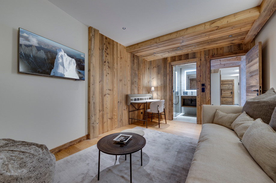 _lv_images__lot_0075553820_14_1446522