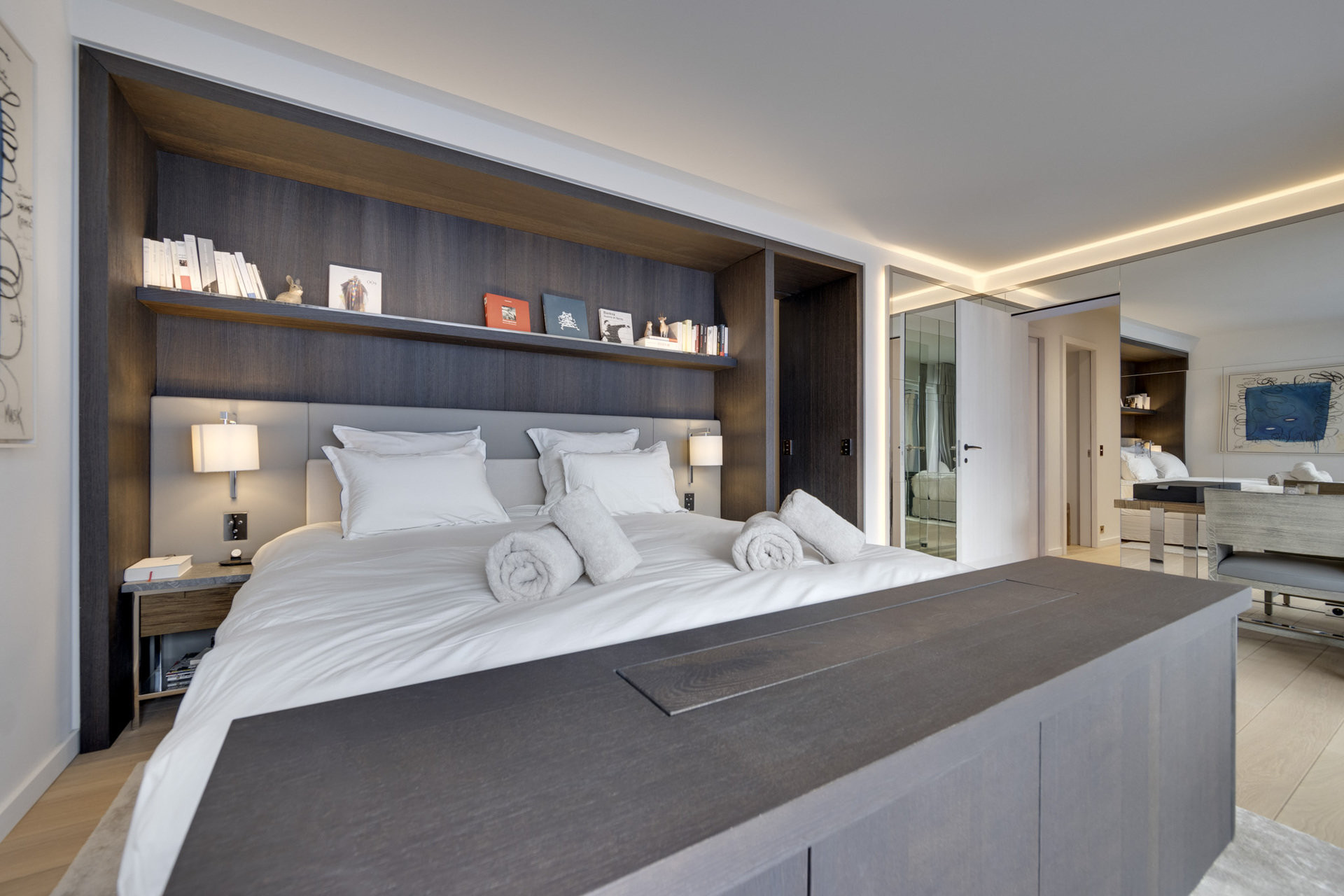 _lv_images__lot_0075553880_04_1447009