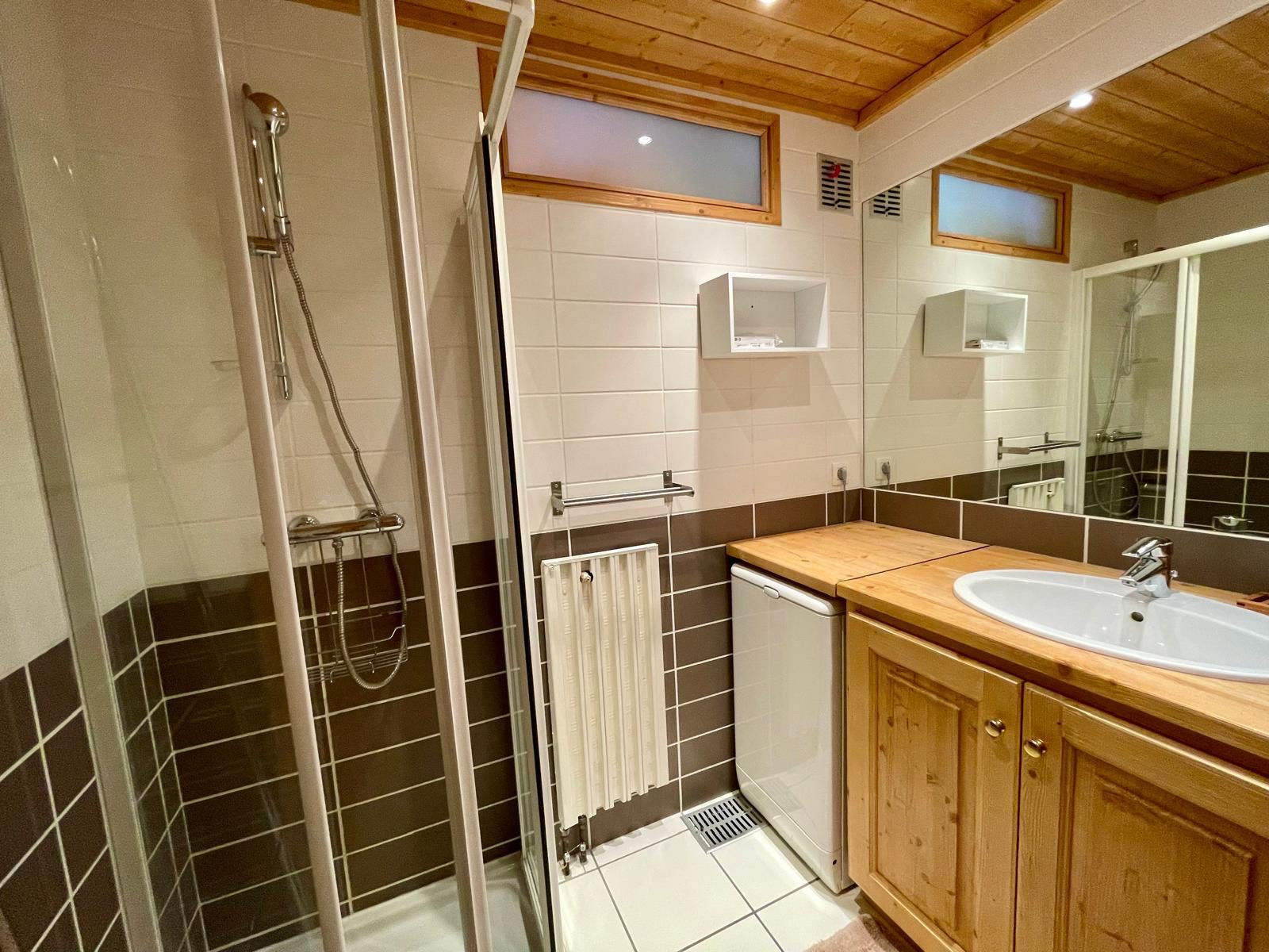 _lv_images__lot_0075553888_11_1445966