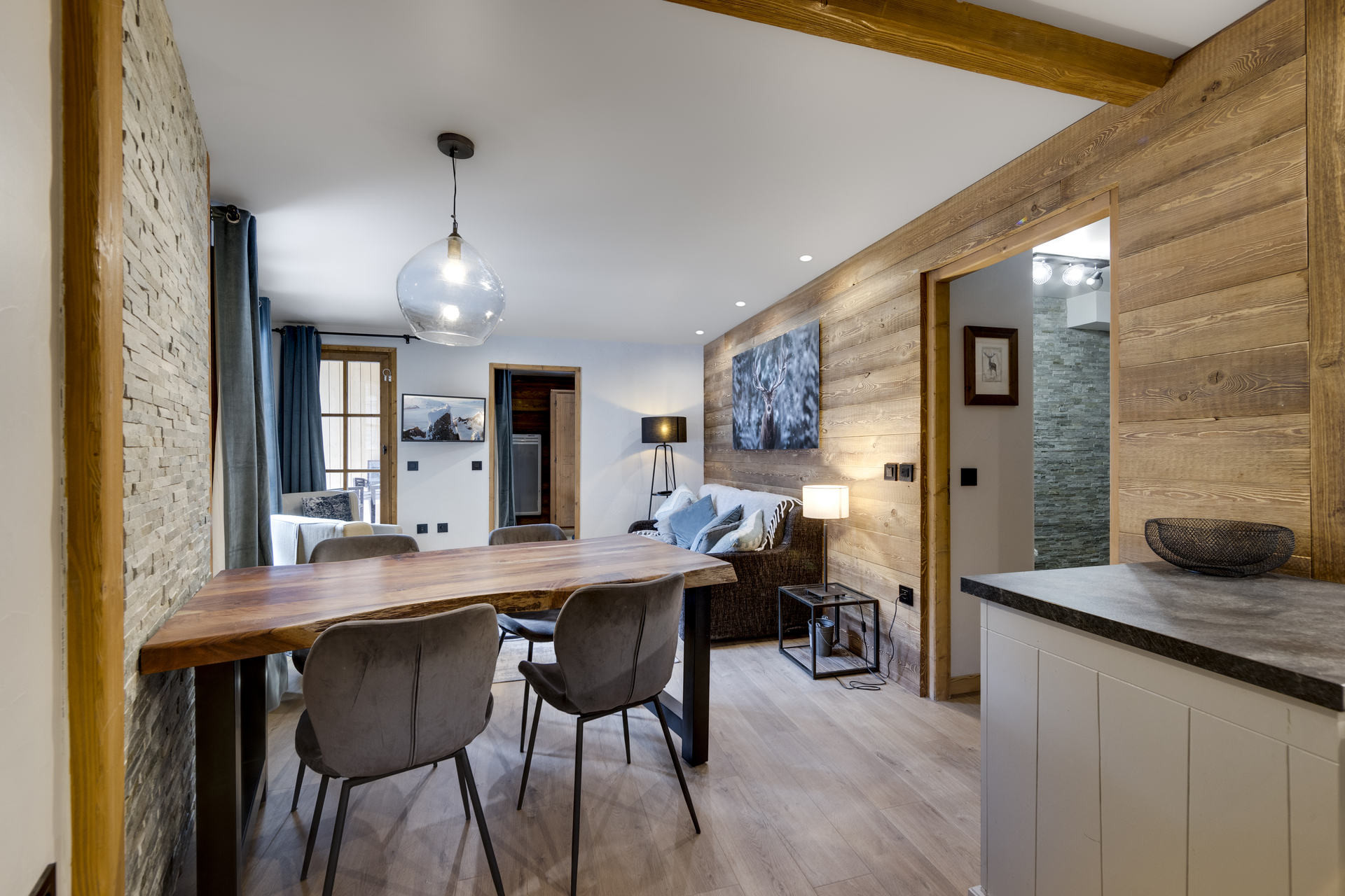 _lv_images__lot_0075553975_11_1447991