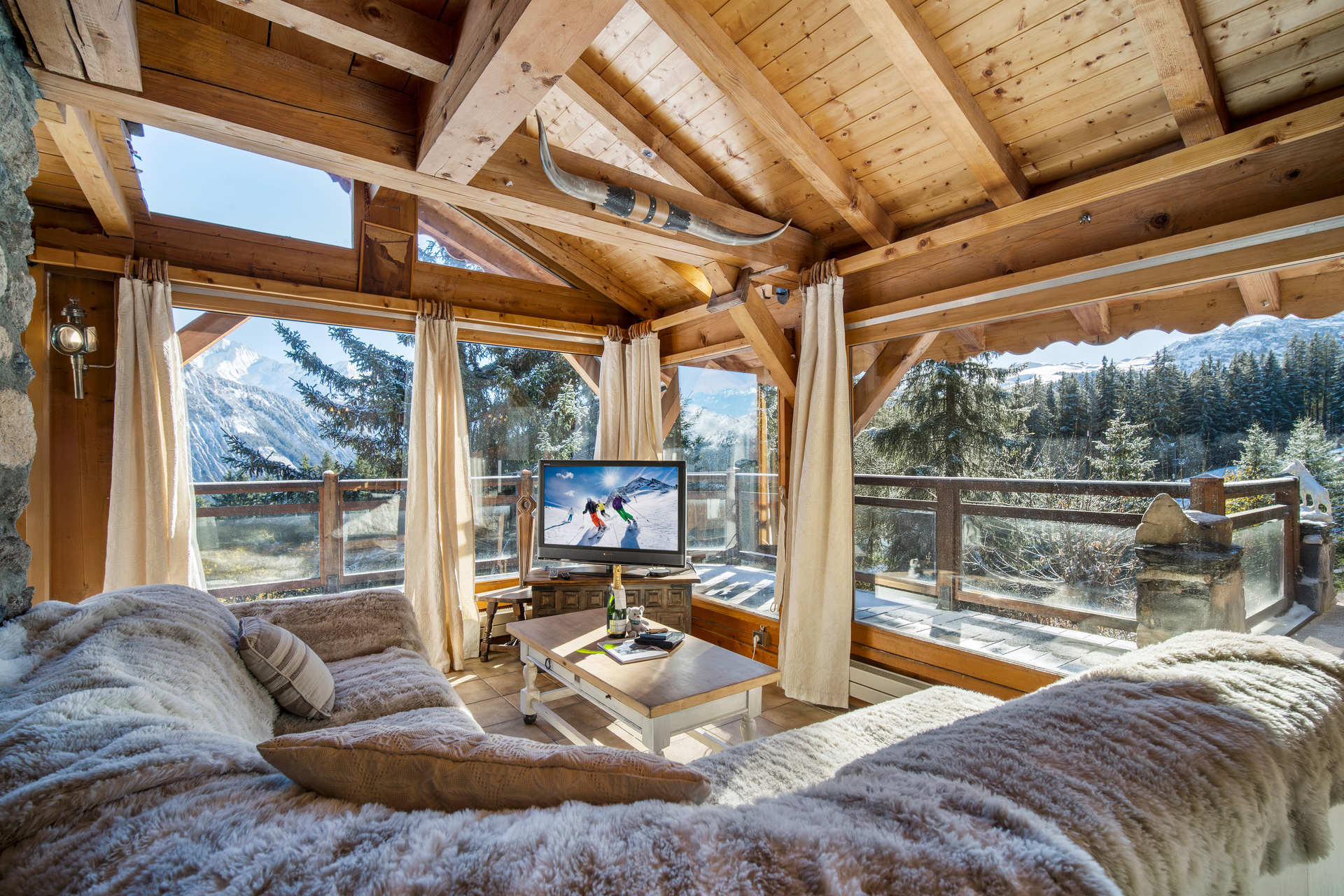 _lv_images__lot_0075554133_01_1448848