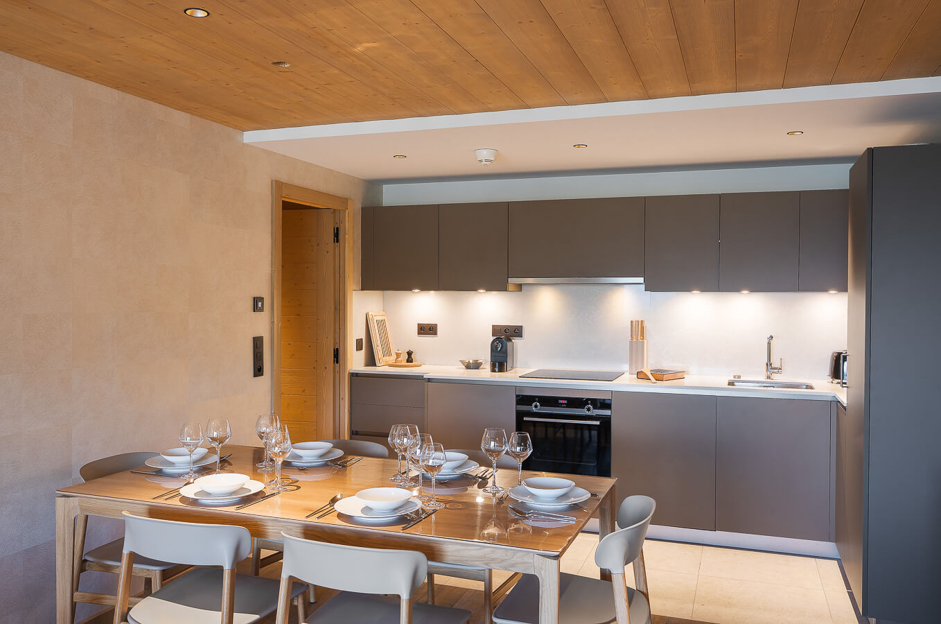 a08-steamboat-kitchen-1465969