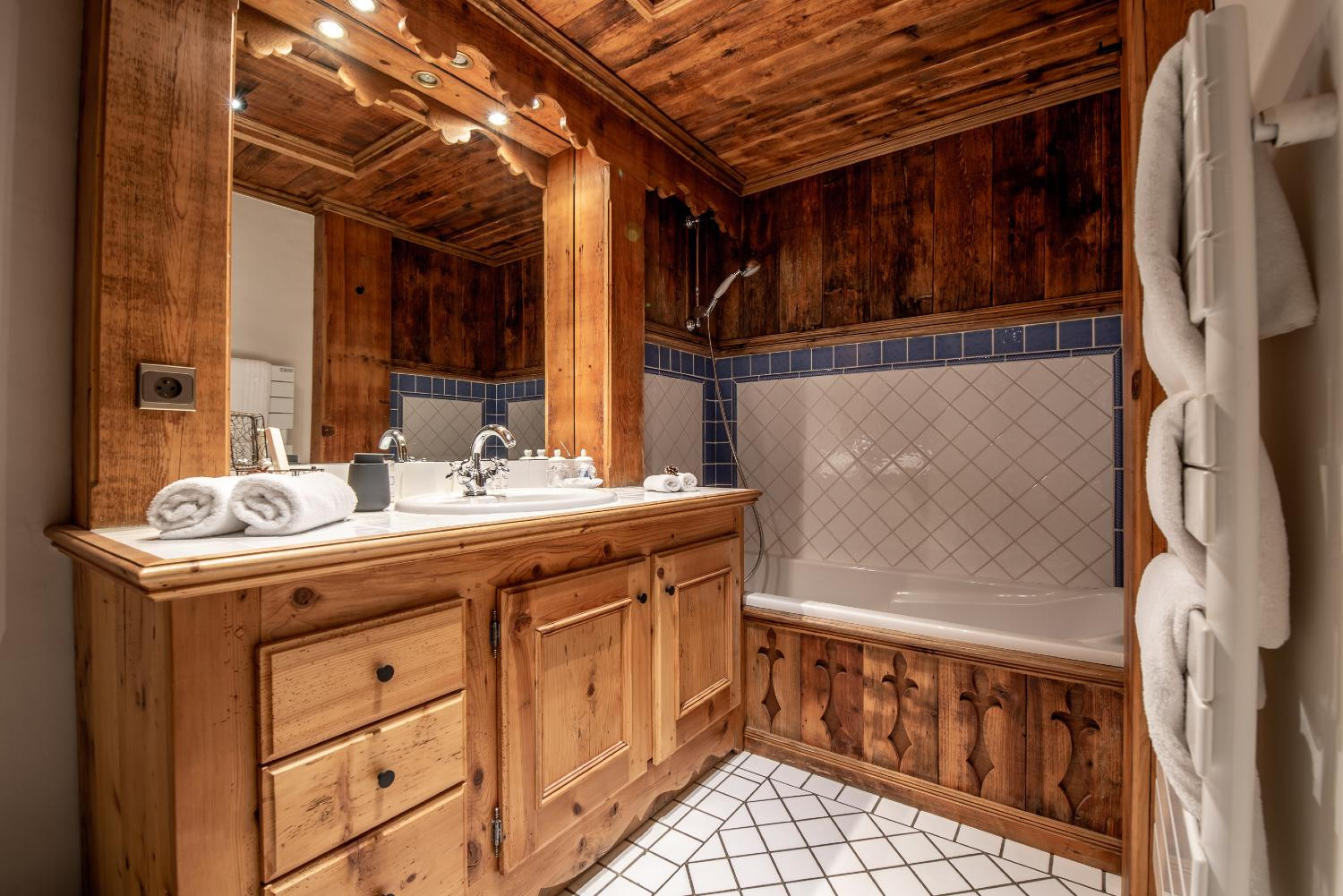 a54816ec-2569-4bbd-9a00-cd058ba48dae-1451237 a54816ec-2569-4bbd-9a00-cd058ba48dae-1451237