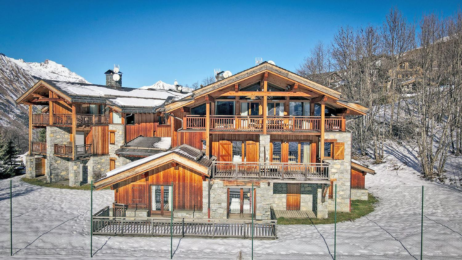 a73cdda2-4bd3-411f-85cb-0f6d9a165fd6-1451166