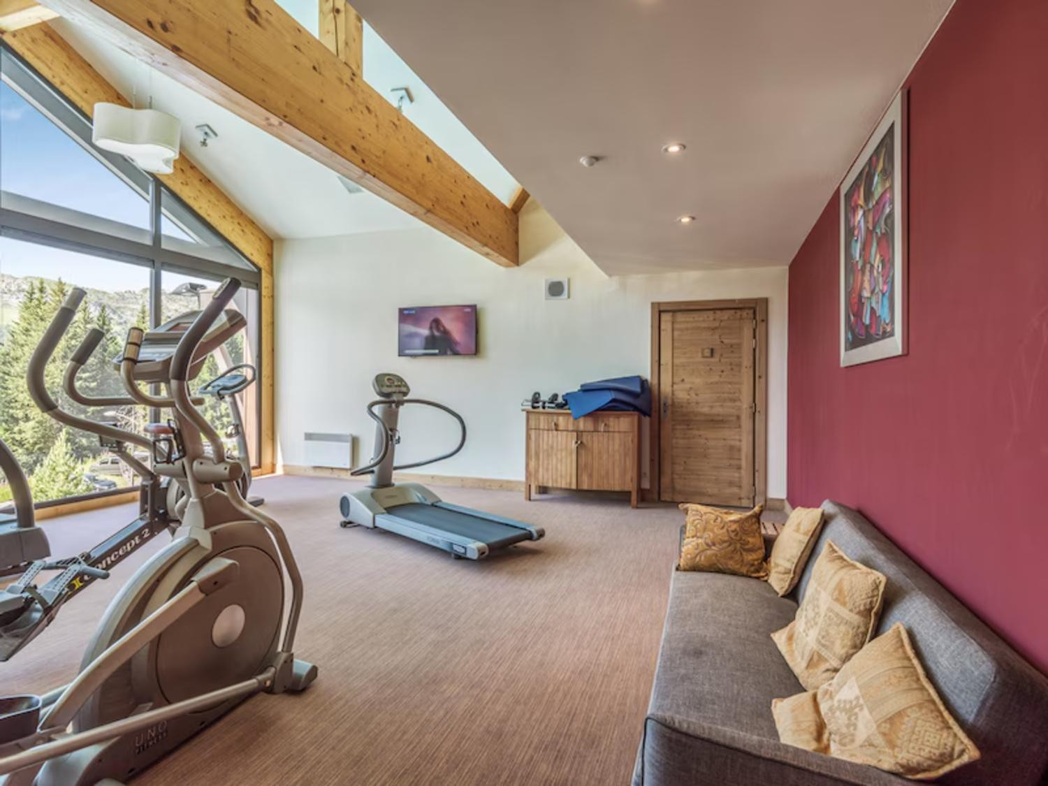 aaa-123928-43-1007810