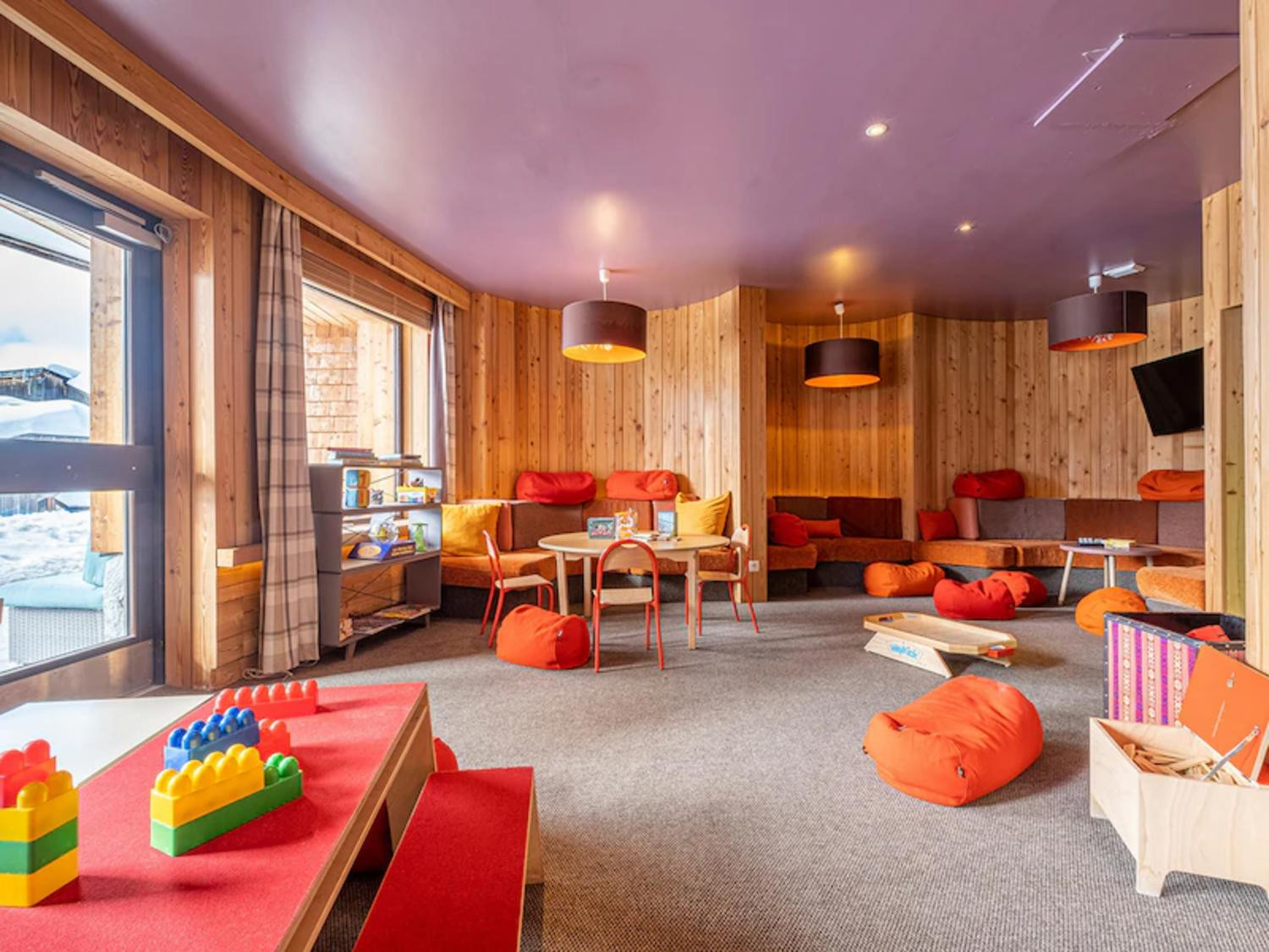 aaa-147272-43-1007736