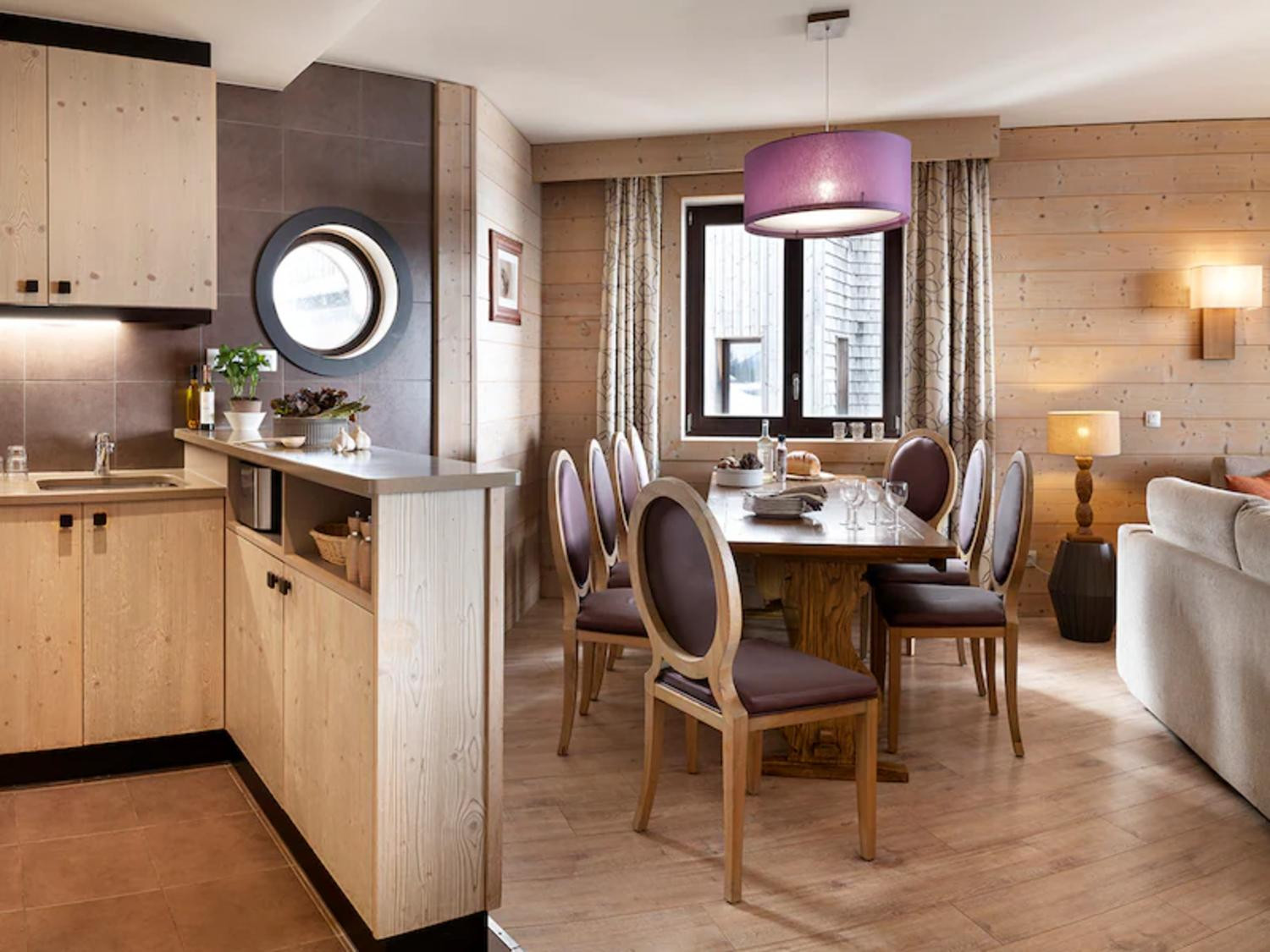 aaa-148252-43-1344532