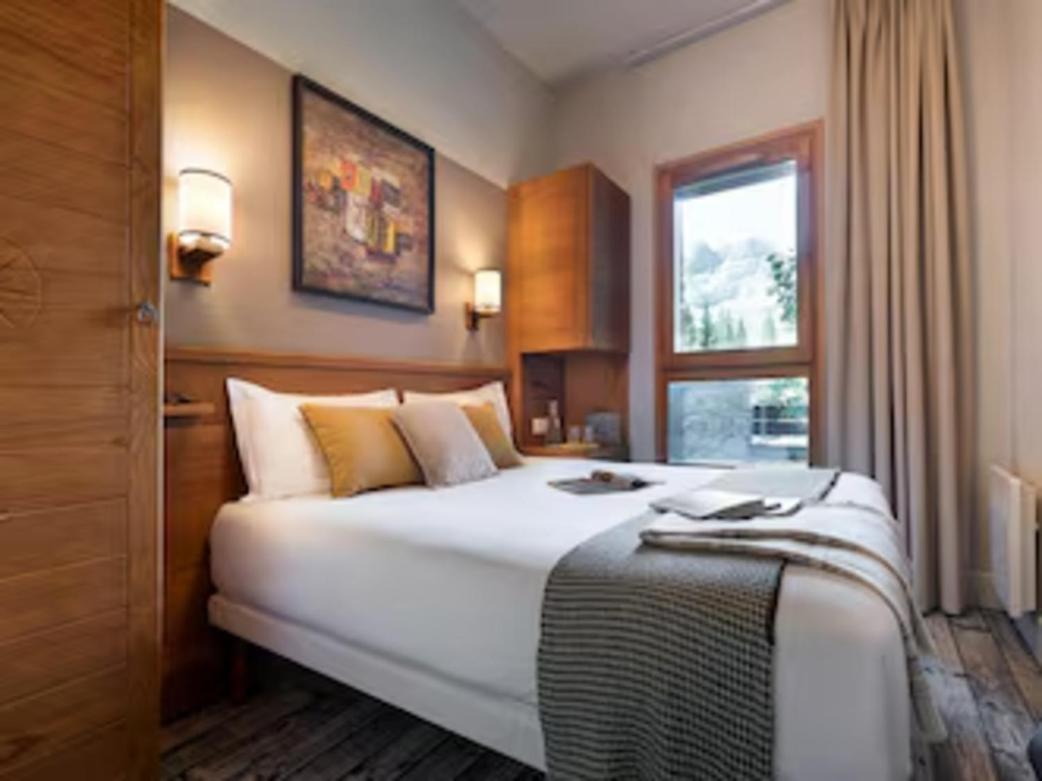 aaa-151080-43-1000076