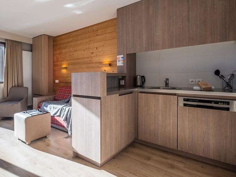 aaa-176974-43-999924