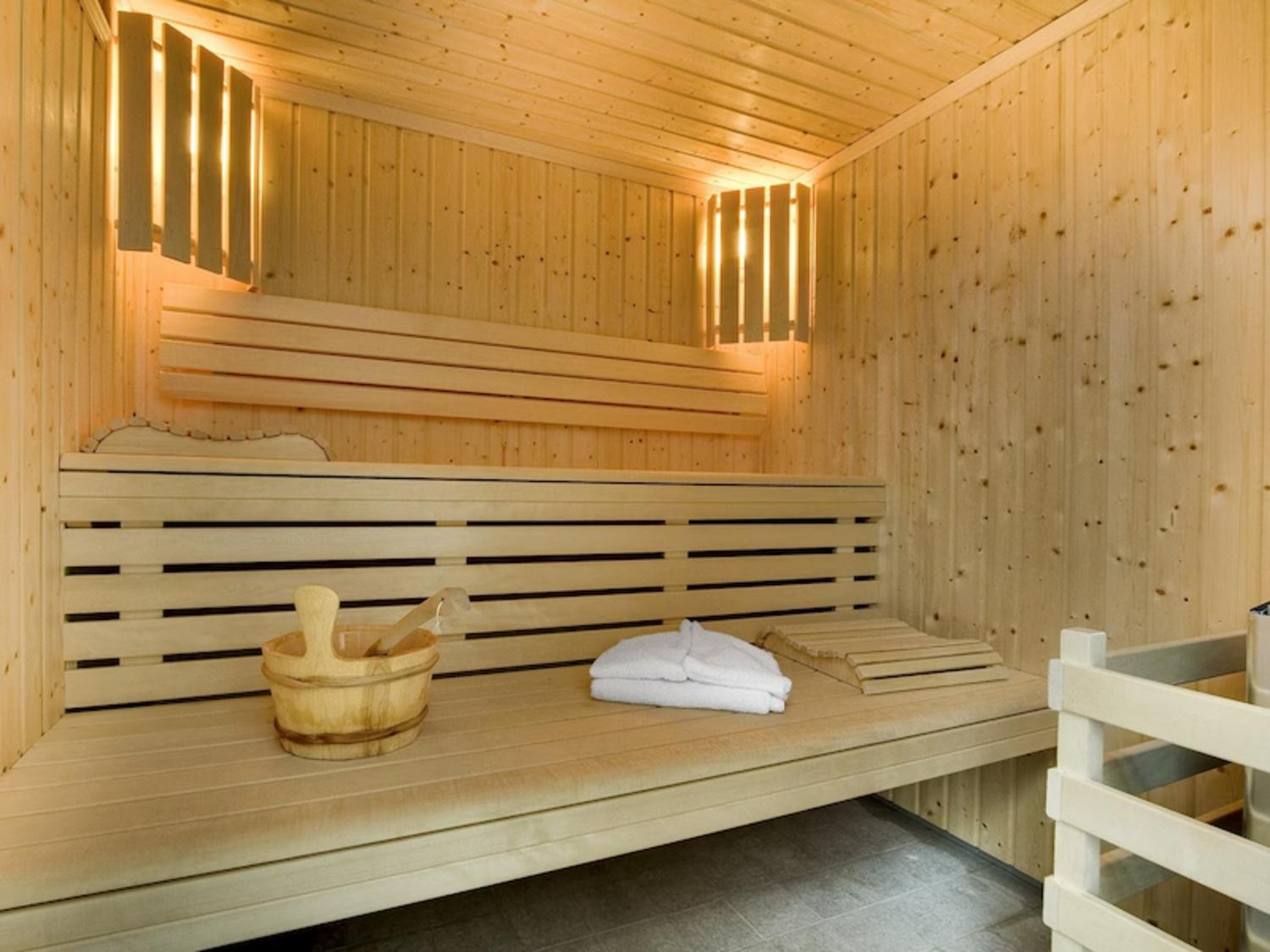 aaa-21854-43-1007808