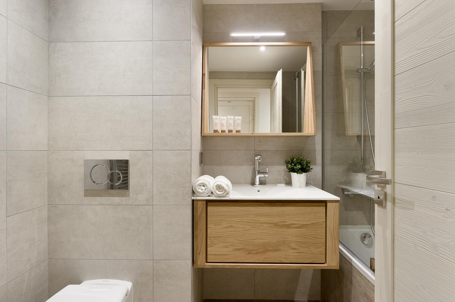 annapurna-b202-sdb-1-web-799353