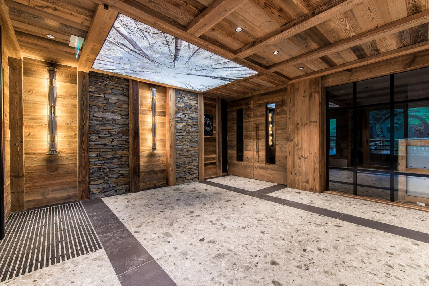 apartment-aspen-lgcdp-meribel-hallway-1453954