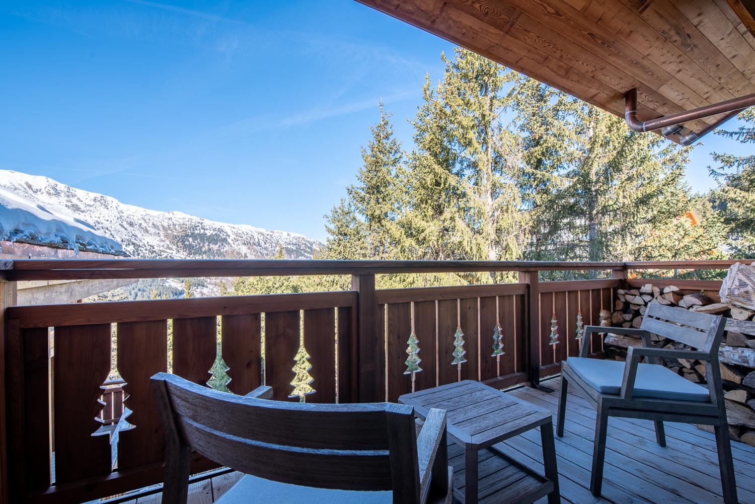 apartment-genepi-lgcdp-meribel-balcony-3-1454262