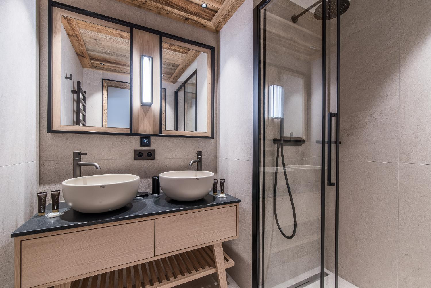 apartment-genepi-lgcdp-meribel-bathroom-3-1454265