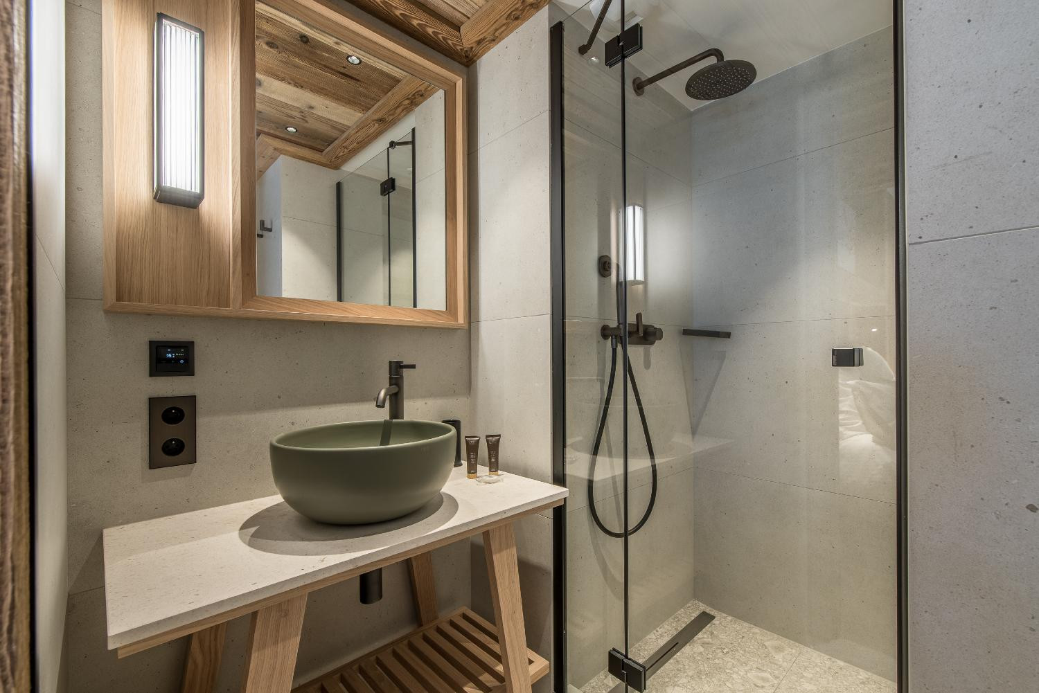 apartment-genepi-lgcdp-meribel-bathroom-4-1454266