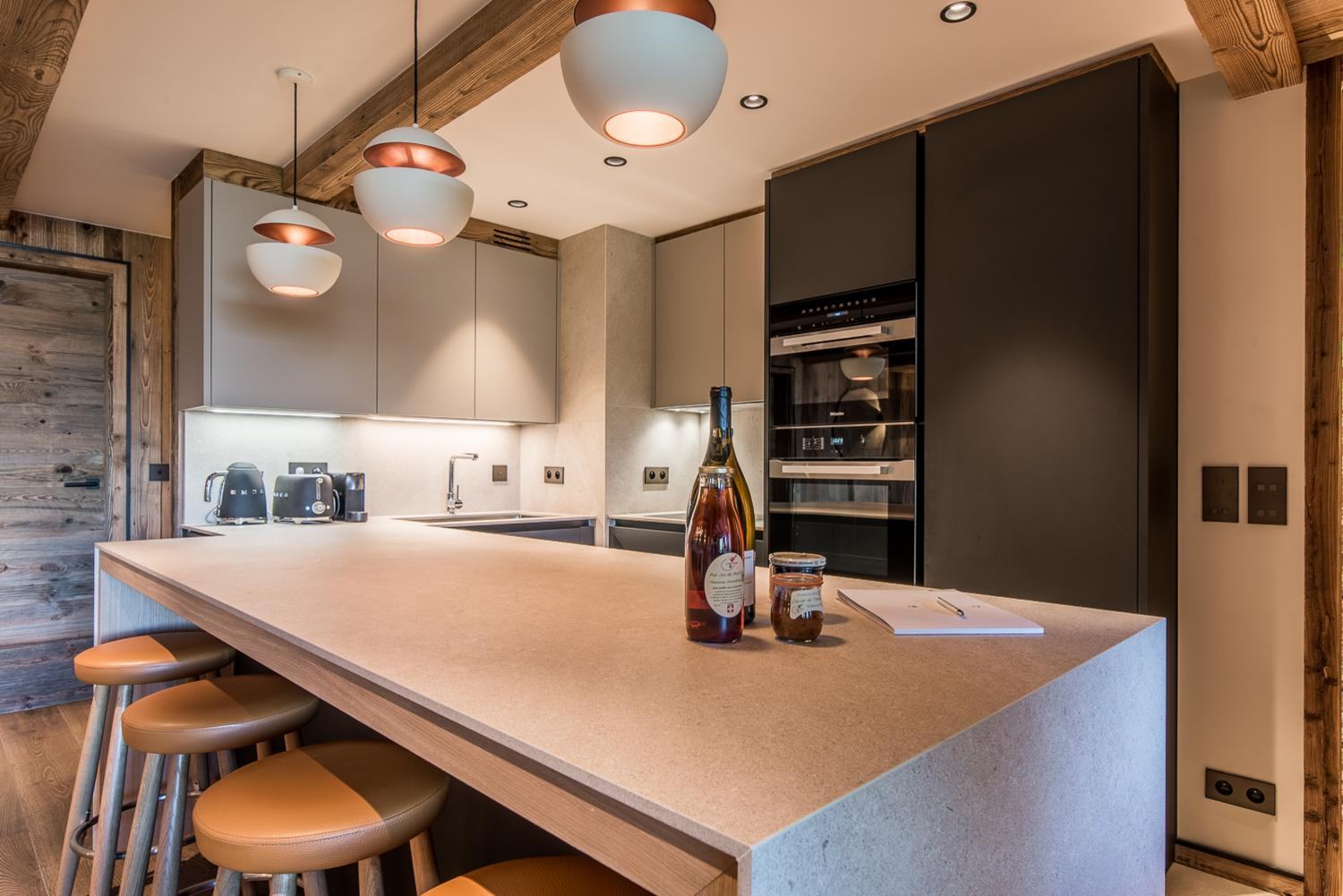 apartment-genepi-lgcdp-meribel-kitchen-2-1454276