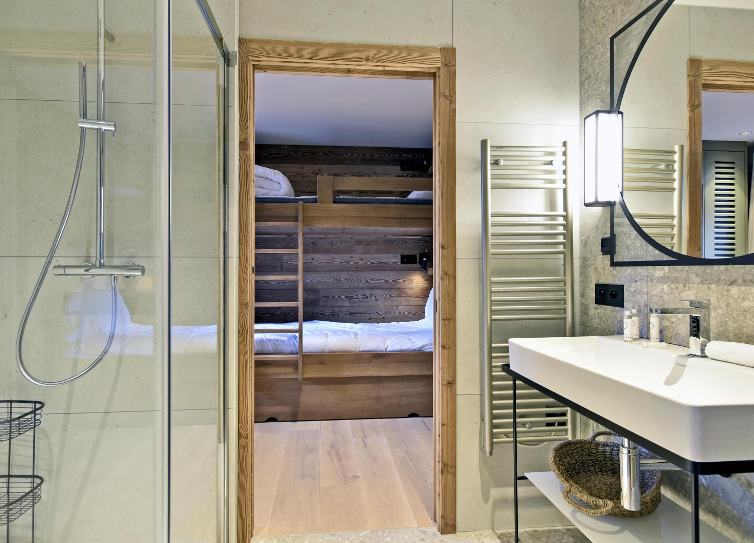 apartment-isba-203-barnes-meribel-bathroom-3-1453437