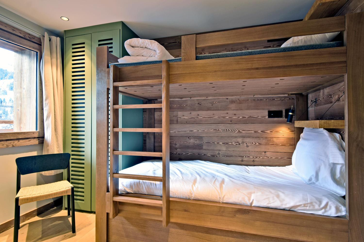 apartment-isba-203-barnes-meribel-bedroom-2-1453439