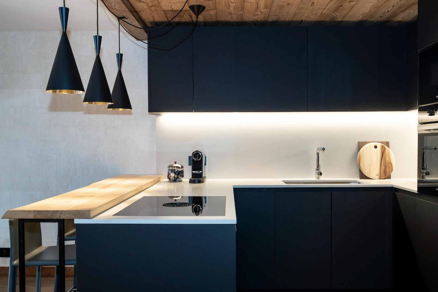 apartment-isba-302-barnes-meribel-kitchen-2-1453466