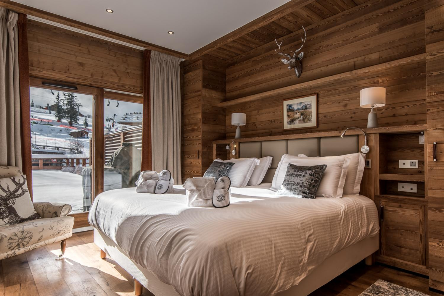 apartment-makalu-yeti-meribel-bedroom-4-1453643