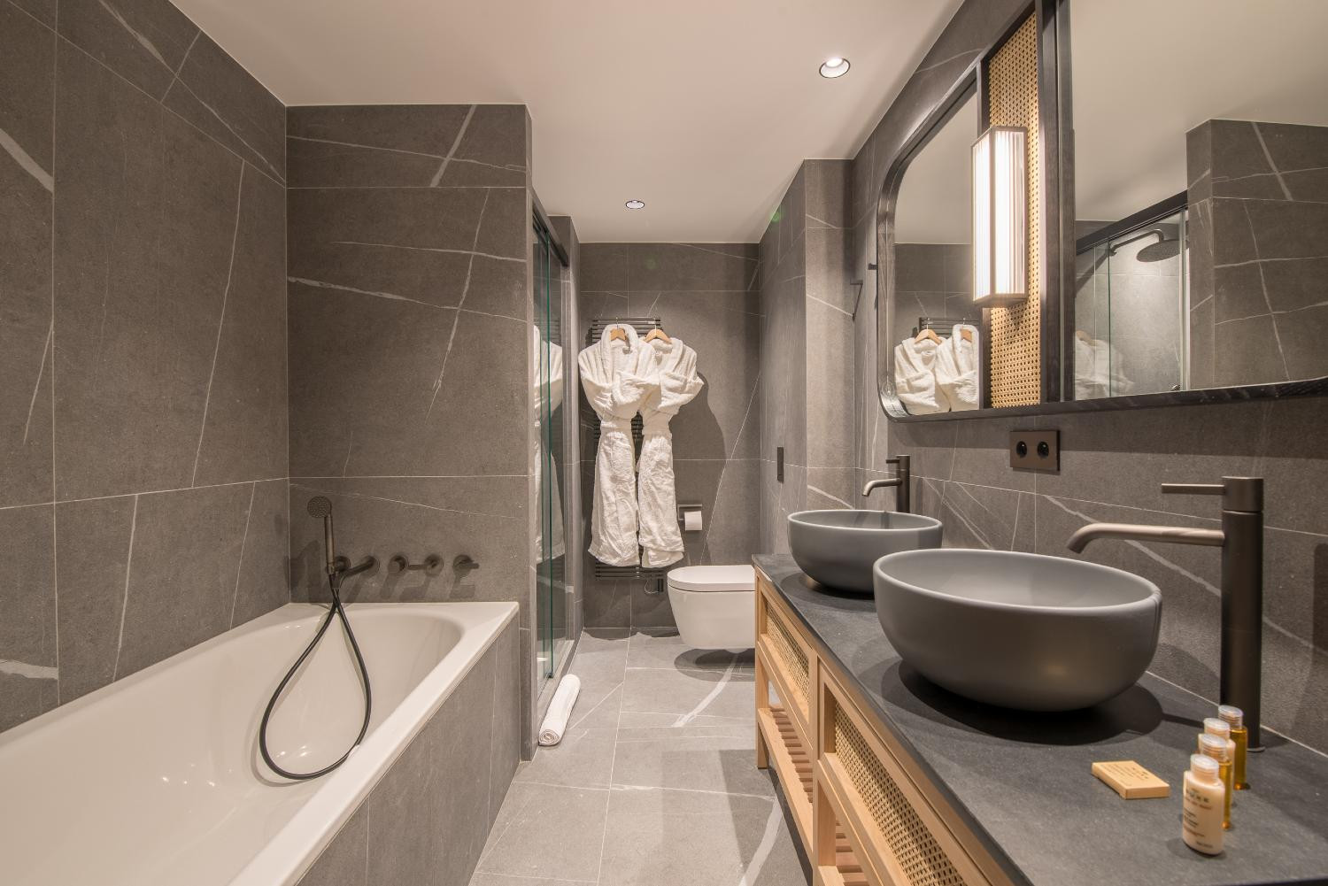 apartment-mouflon-vdo-meribel-bathroom-1453759