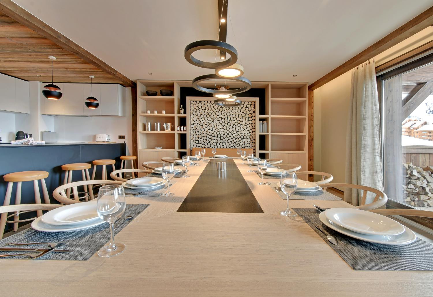 apartment-mount-valley-vdo-meribel-dining-area-2-1453681